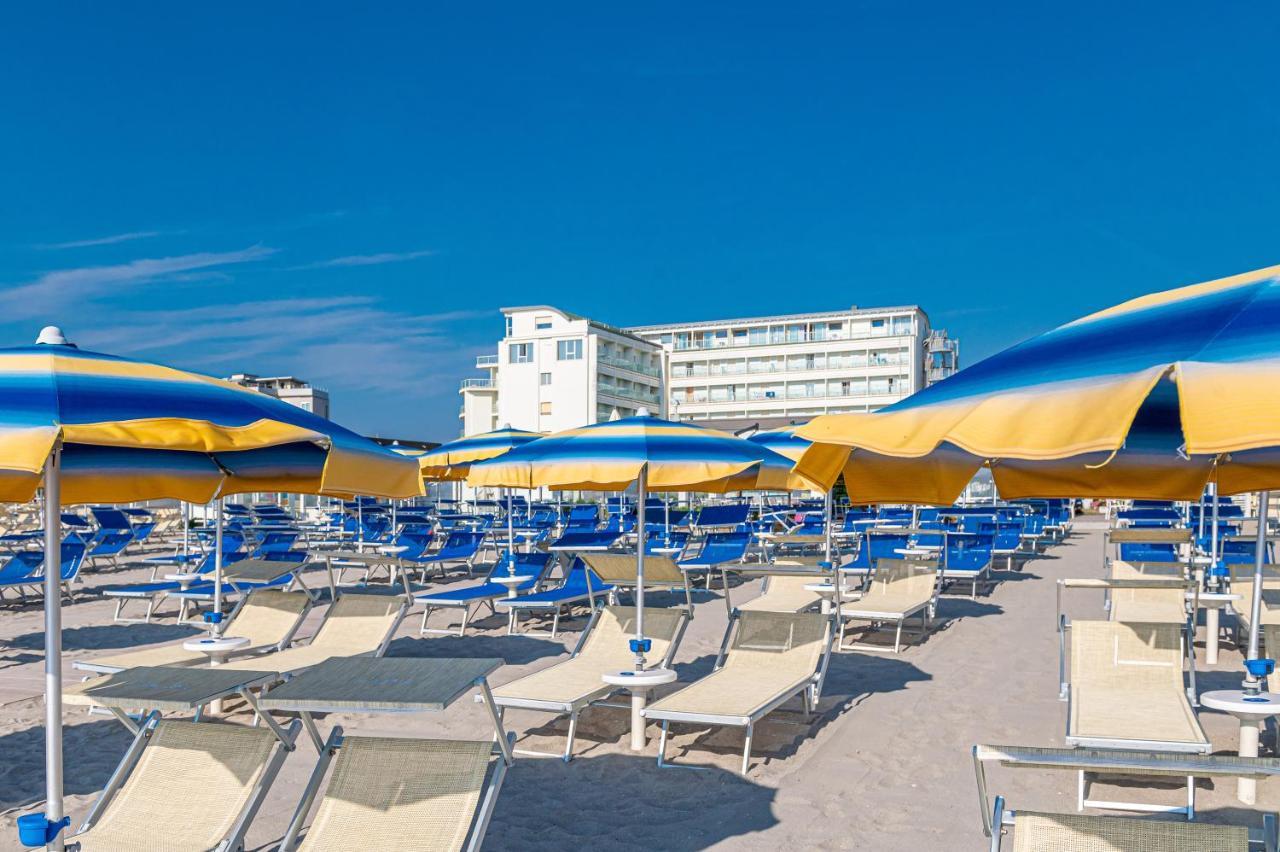 Adria Hotel 4*